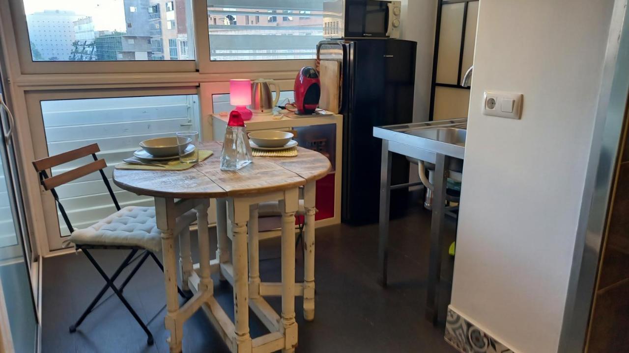 Vila Olimpica Studio Apartament